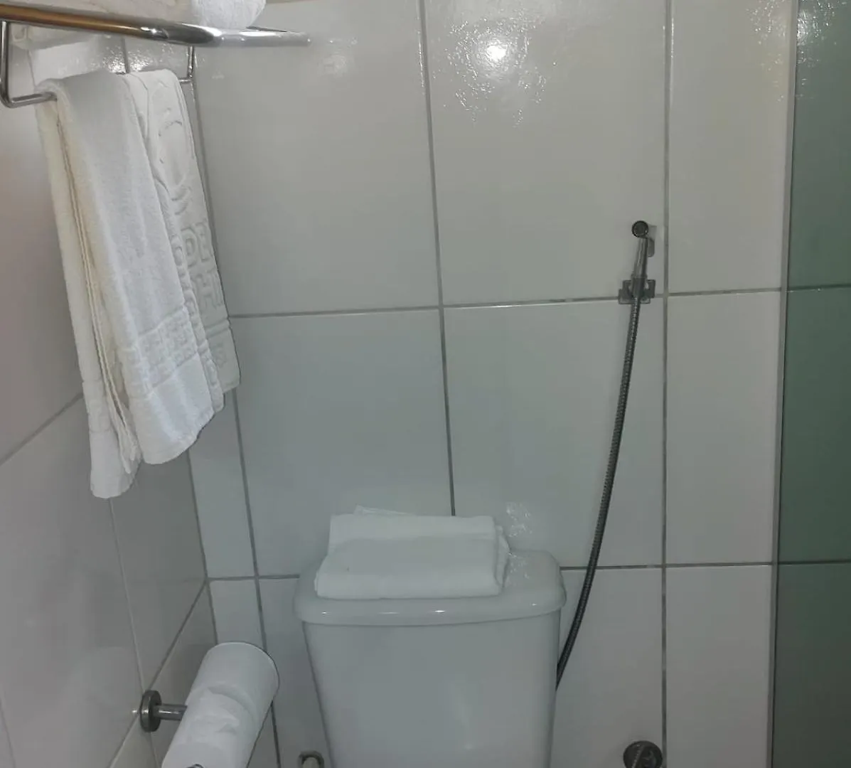 شقة فندقية الشقق الفندقية كلدس نوفاسفي  Golden Dolphin Express Star Temporada Com Roupa De Cama E Banho Gratuito البرازيل