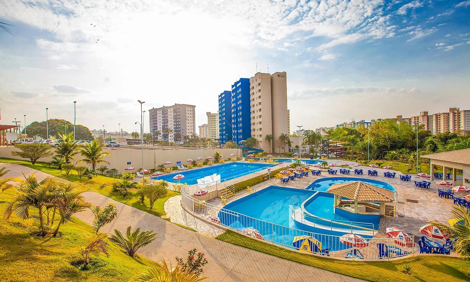 الشقق الفندقية كلدس نوفاسفي  Golden Dolphin Express Star Temporada Com Roupa De Cama E Banho Gratuito